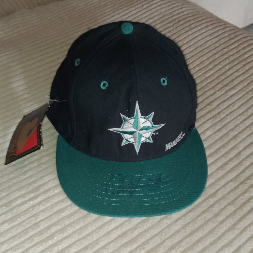 Vintage Roman brand MLB Seattle Mariners signed hat